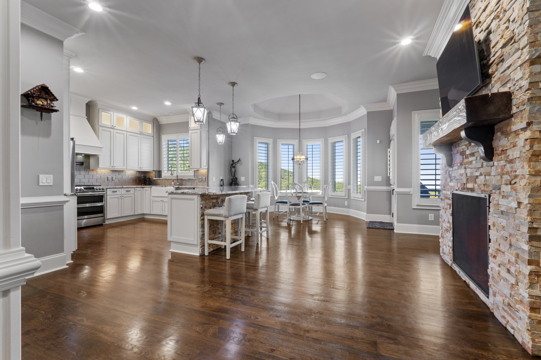 Kitchen — photo 1