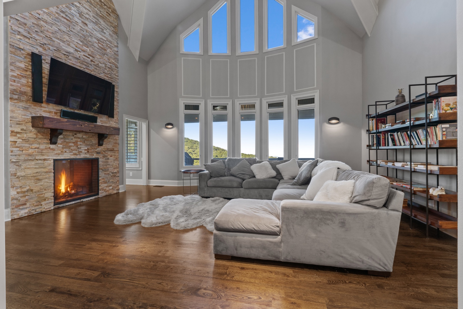 Great Room — photo 2