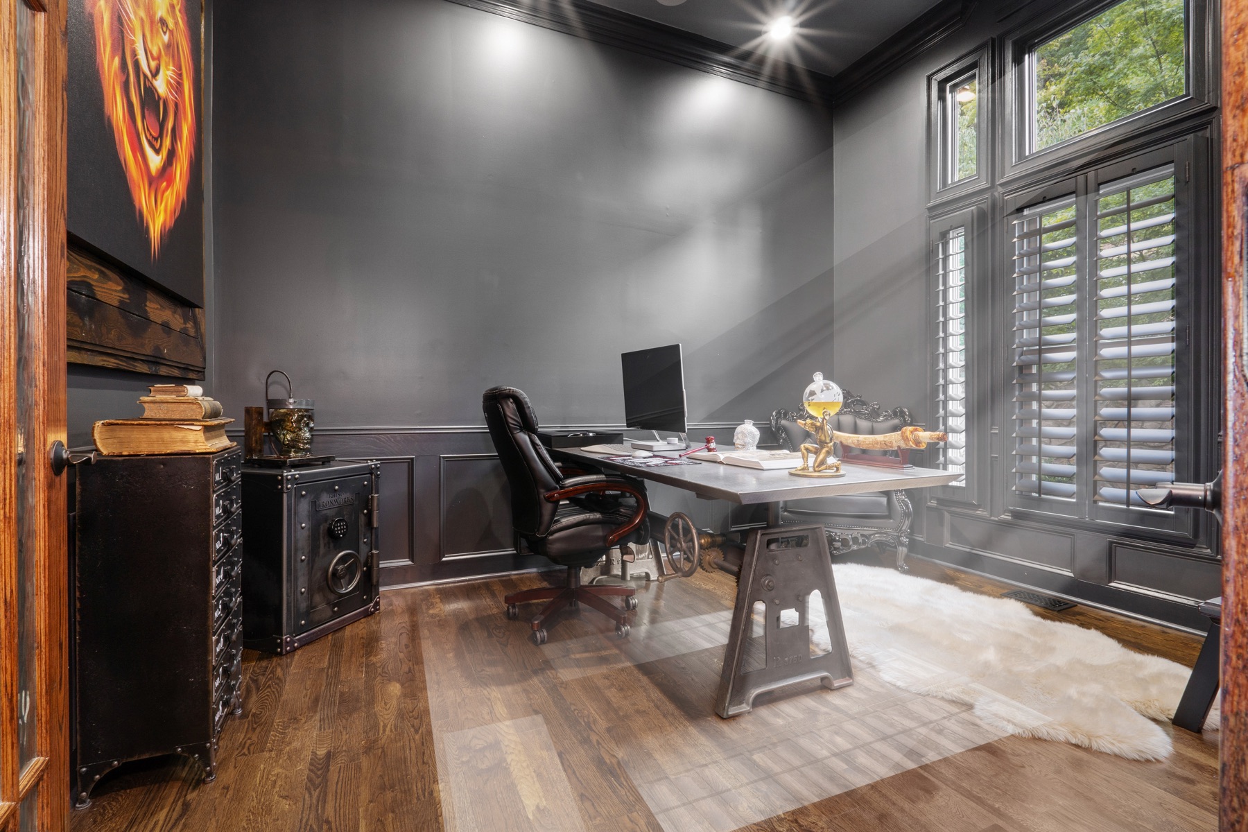 Office — photo 1