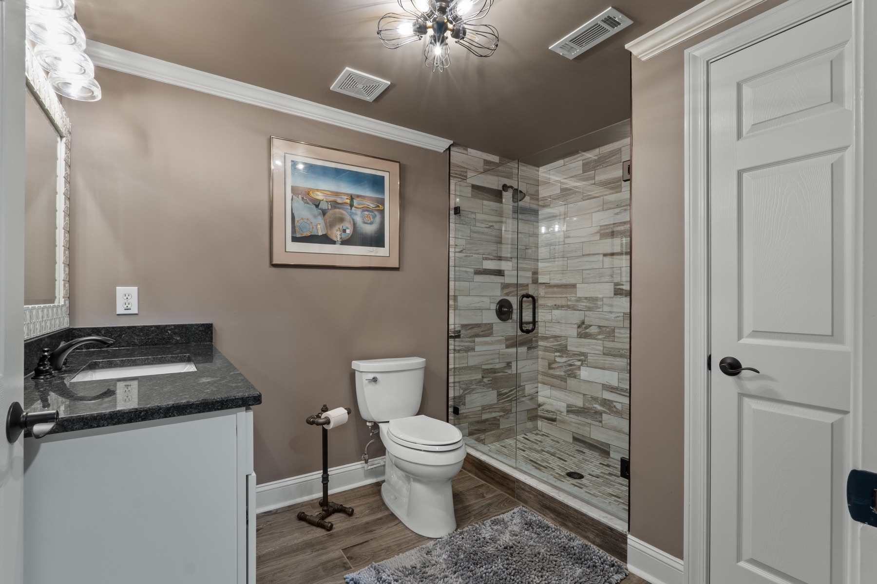 Additional Bathrooms — photo 3